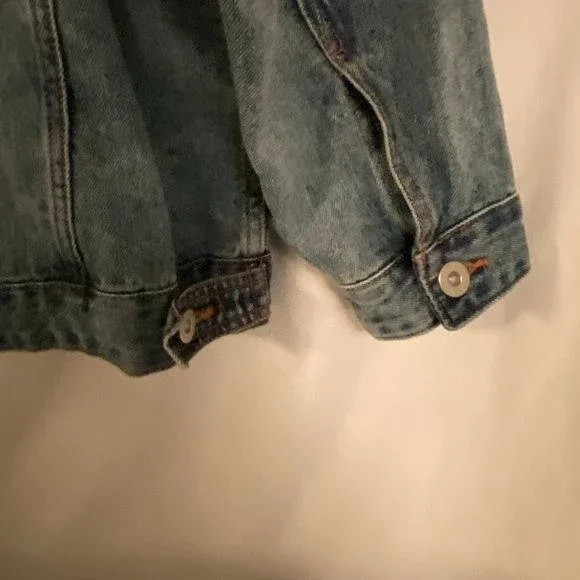 Wild Fable Woman's denim jacket metal button - L - Picture 7 of 7